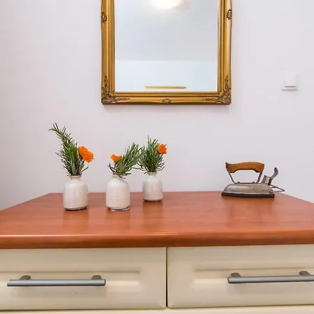 Apartmán Okrug Gornji - With Sea View *