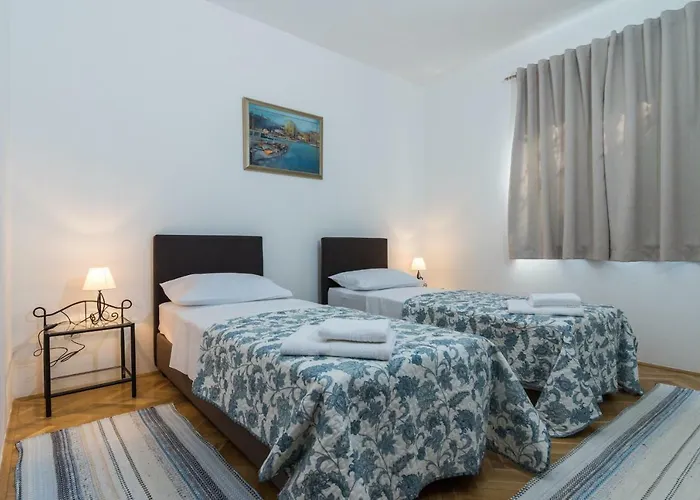 公寓 Okrug Gornji - With Sea View