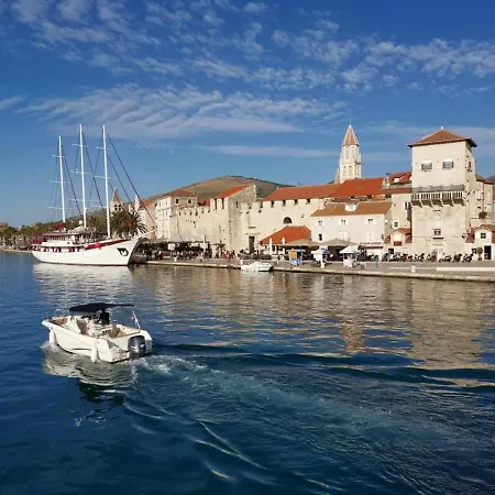 Okrug Gornji - With Sea View *