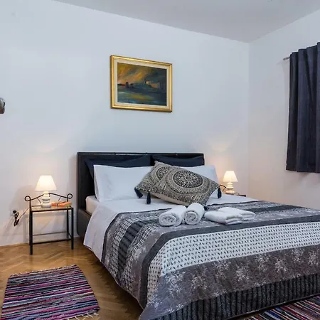 Okrug Gornji - With Sea View * Τρογκίρ