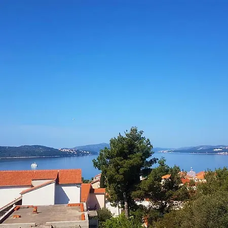 Okrug Gornji - With Sea View Τρογκίρ