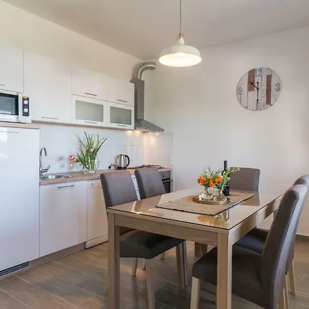 Okrug Gornji - With Sea View *