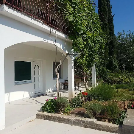 Apartment Okrug Gornji - With Sea View *