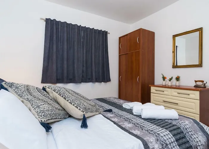 Okrug Gornji - With Sea View * Trogir